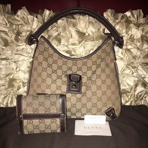 Authentic Gucci shoulder bag